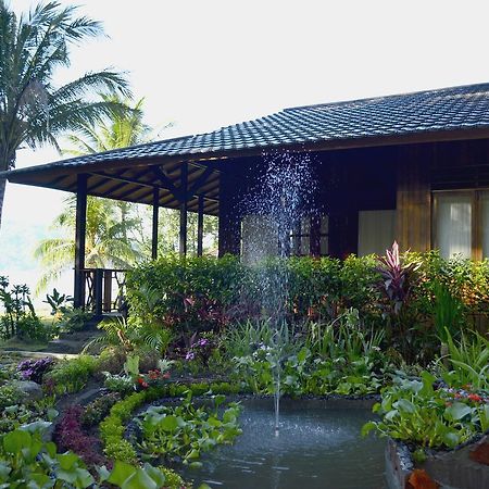 空空安湾度假村 Bitung 外观 照片